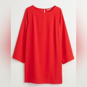 H&M Wide-Sleeved Dress
